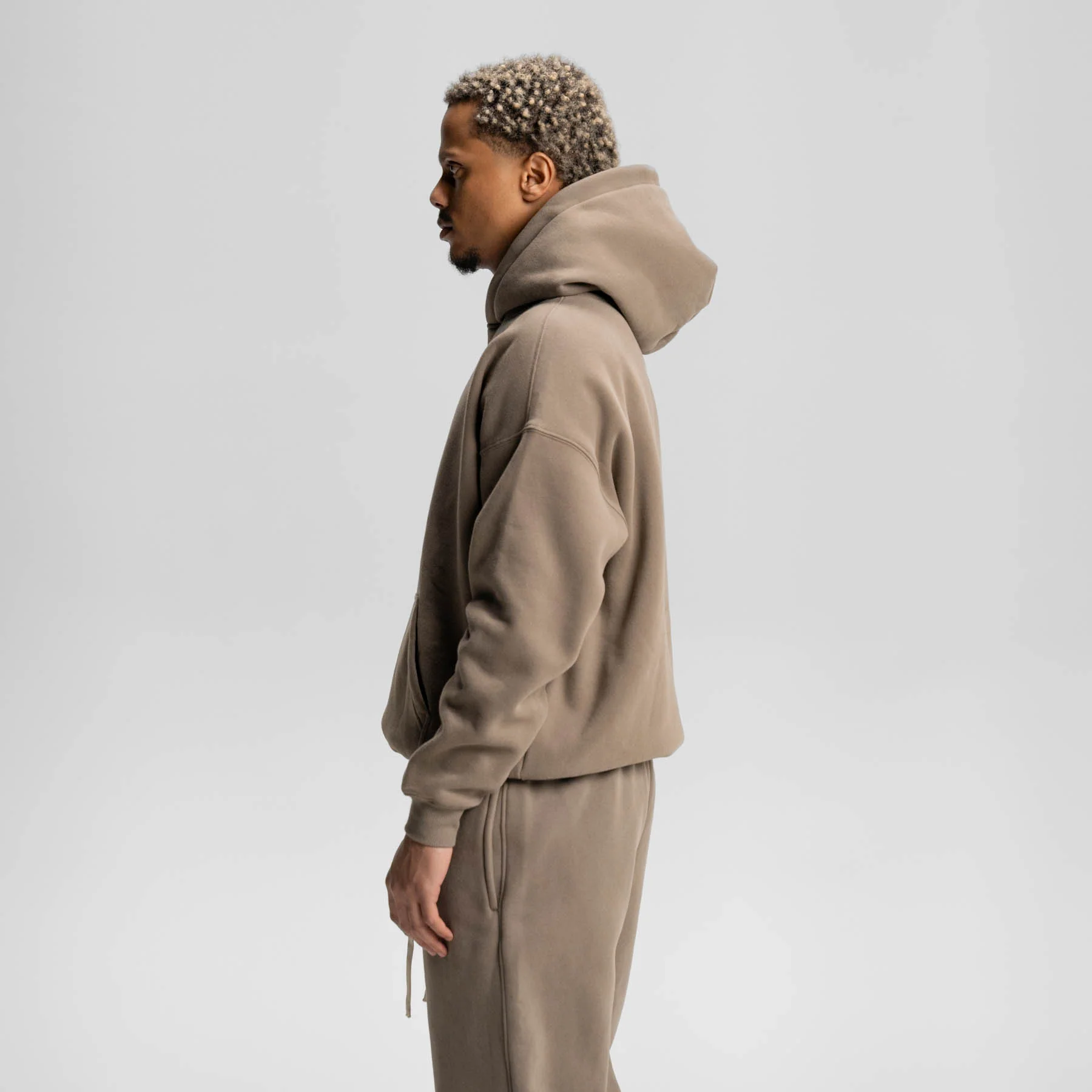 Relaxed Soft Hoodie - Image 10
