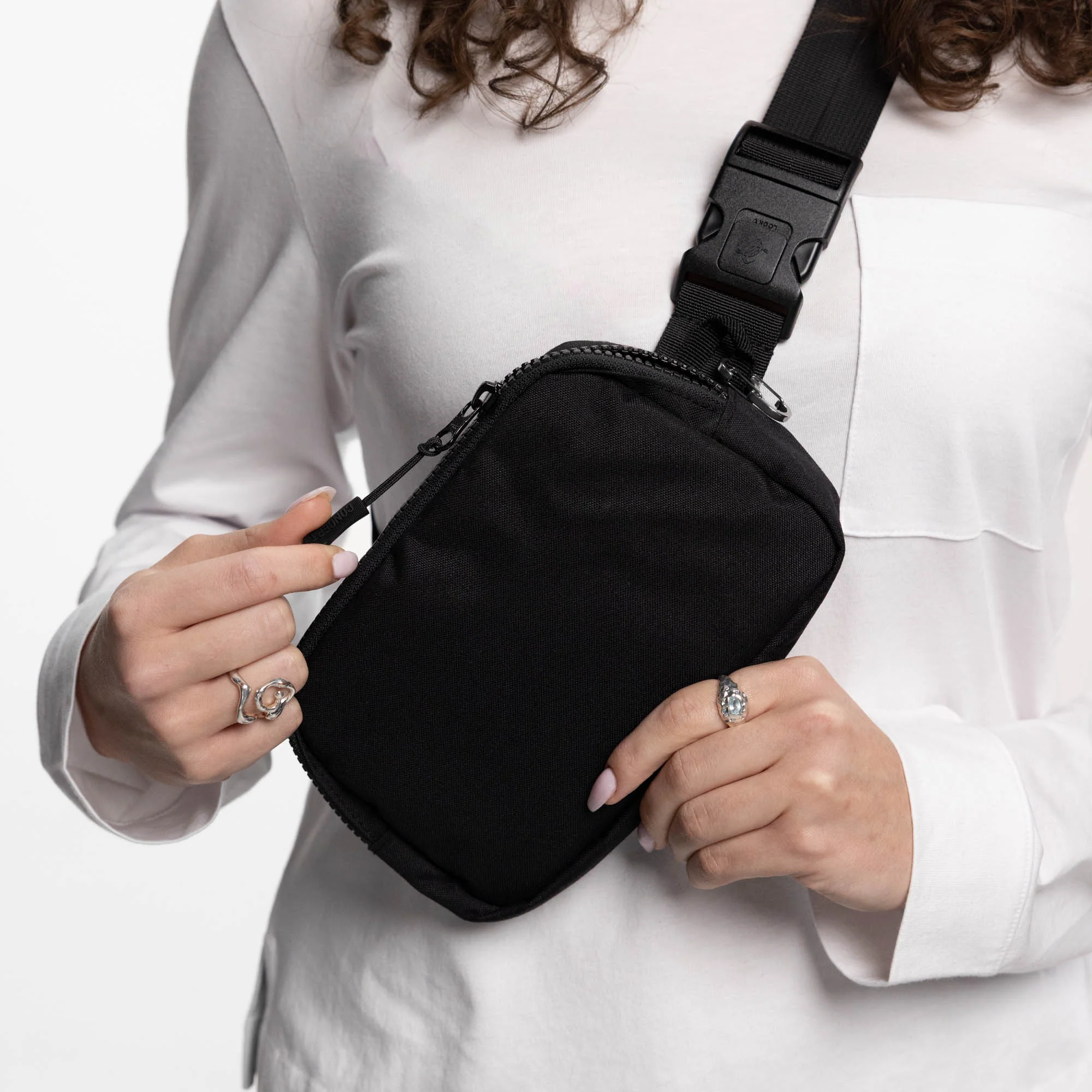 Crossbody Bag 2.0 - Image 9