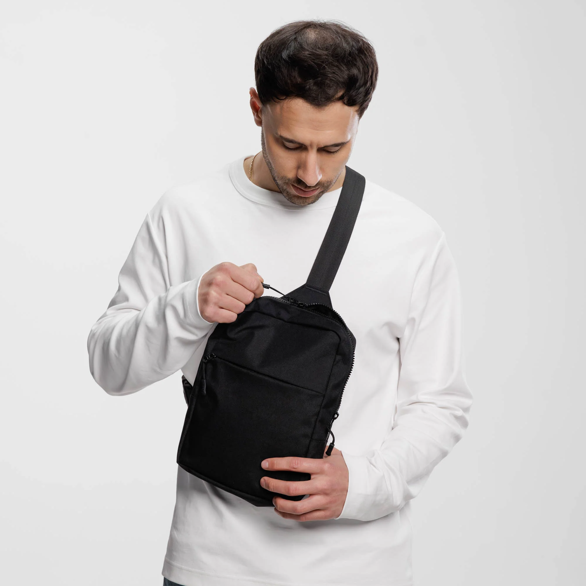 Travel Sling Bag 2.0 - Image 17