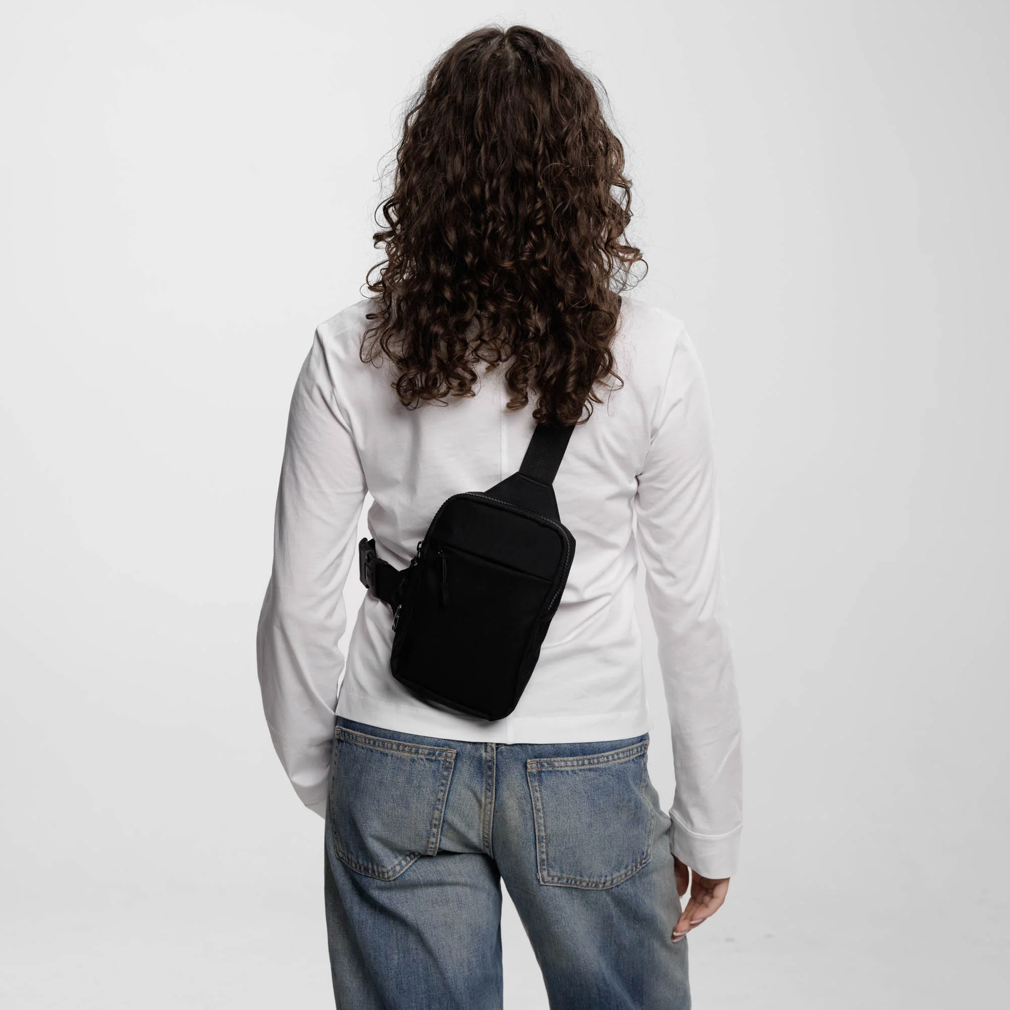 Travel Sling Bag 2.0 - Image 34