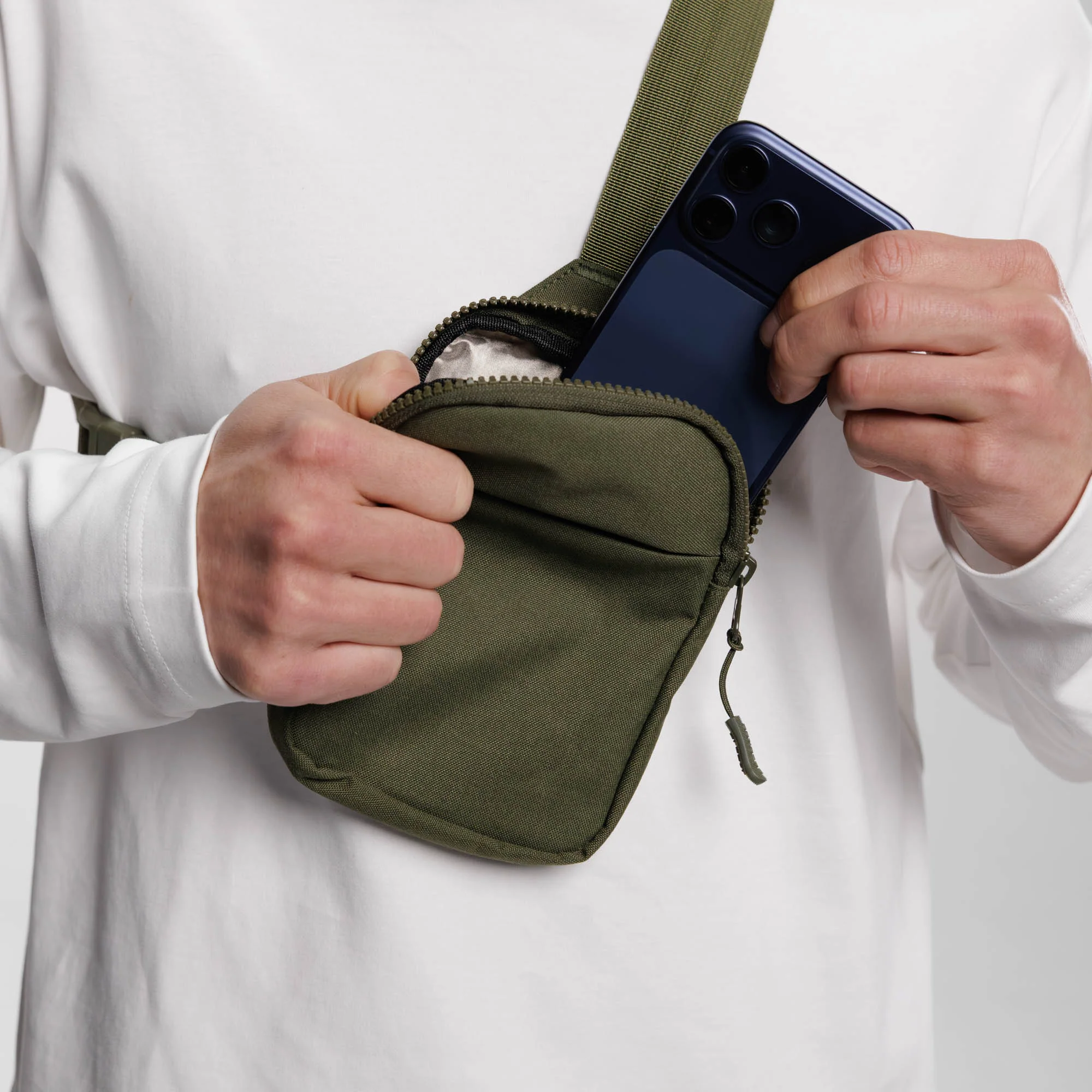 Travel Sling Bag 2.0 - Image 44