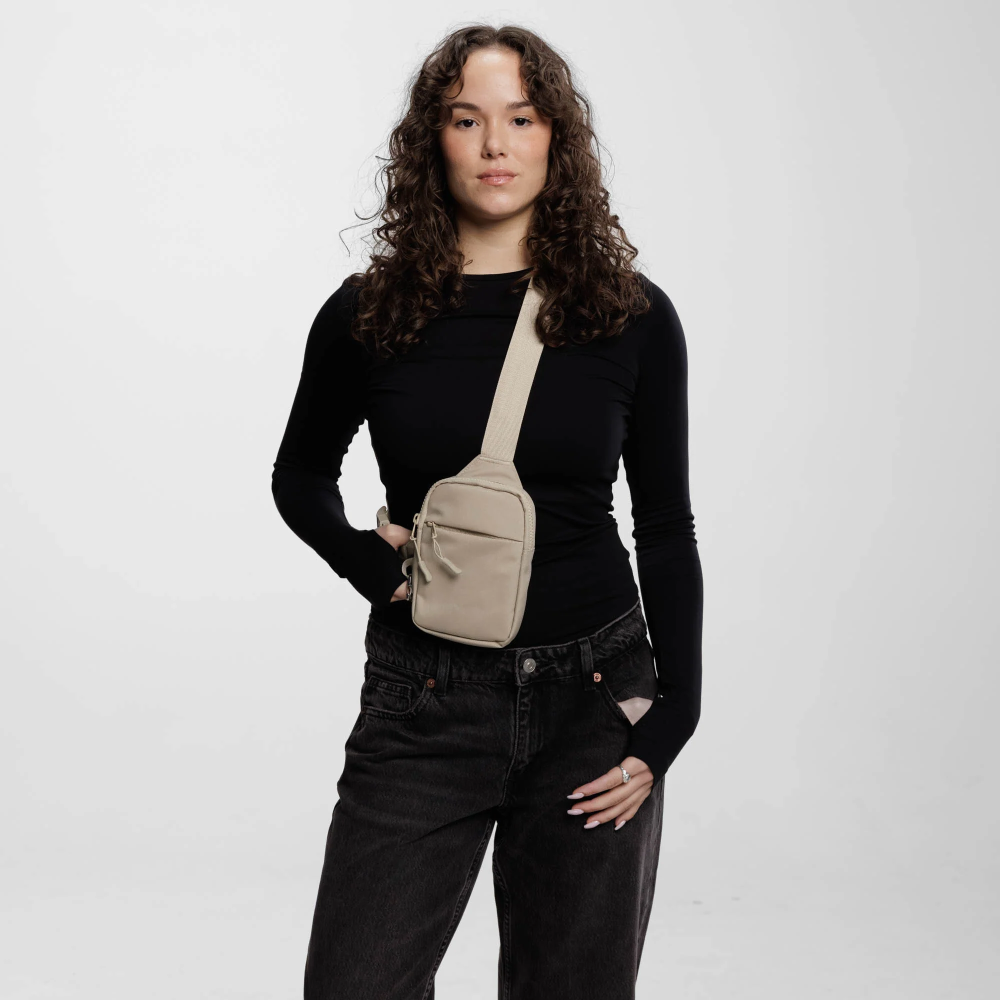 Travel Sling Bag 2.0 - Image 80